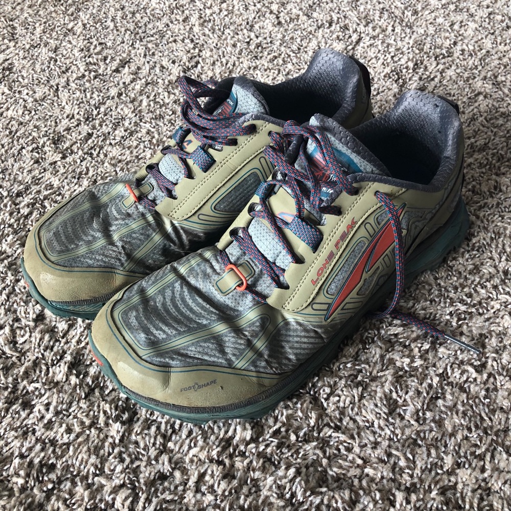 Altra Lonepeak 4